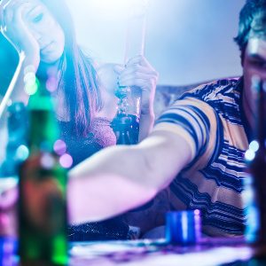 Droghe e alcool negli adolescenti . - Immagine: ©-Joshua-Resnick-Fotolia.com