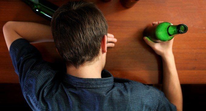 Il marito beve due mesi