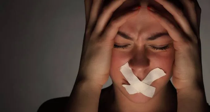 Gli aspetti psicologici della violenza sessuale: perché il silenzio? Il senso di colpa nelle vittime di violenza