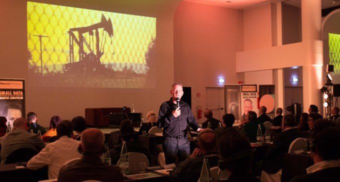 Sherlock holmes e il futuro del marketing: Martin Lindstrom Small Data Symposium – Report dall’evento