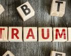 La relazione terapeutica è traumatica o il trauma è la vera relazione? – Roberto Lorenzini sul dibattito Trauma & Relazione