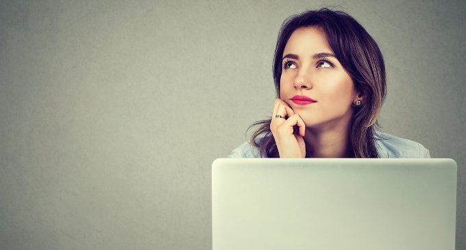 Sogni ad occhi aperti? Allora sei efficiente e creativo!