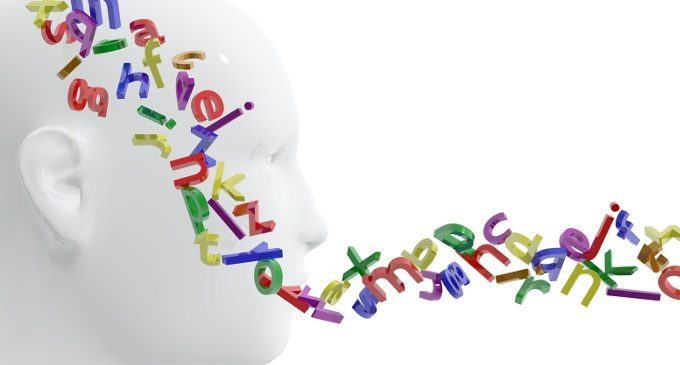 Linguaggio interiore: quale associazione con le copie efferenti?