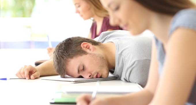 Correlazioni fra quantità e qualità del sonno e performance scolastiche nell’adolescenza