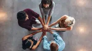 Collaboration effect: cosa spinge le persone a sacrificarsi per gli altri