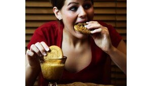 TakeControl: un app per curare il binge eating. - Immagine: © Jaimie Duplass - Fotolia.com