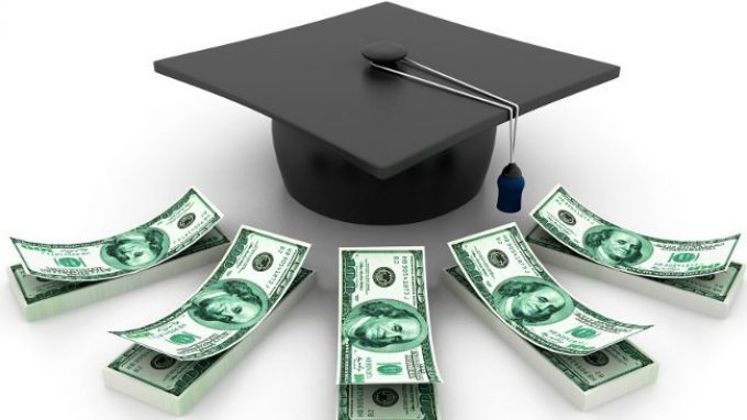 Iescum e Beneficentia: insieme per gli studenti friulani – 10 borse di studio!