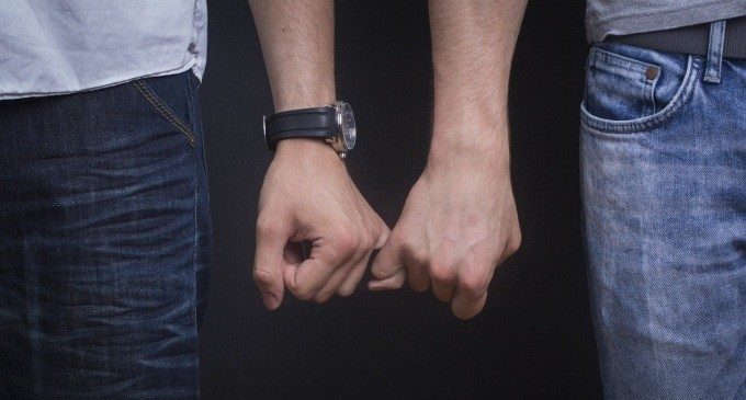 Omosessualità: perchè le Terapie Riparative sono inutili (e dannose)