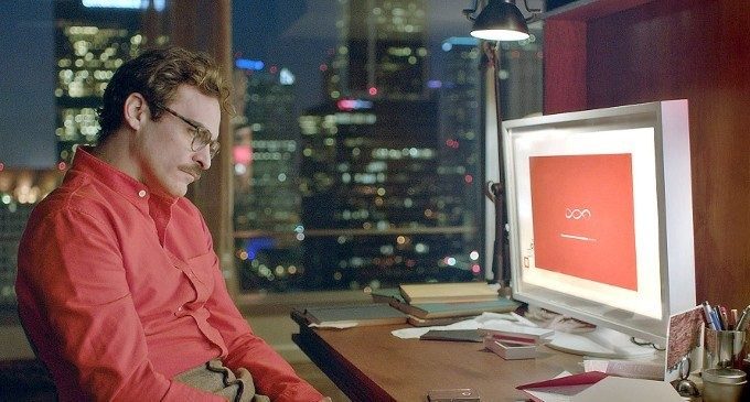 Her di Spike Jonze (2013): la solitudine nell’era dei social network