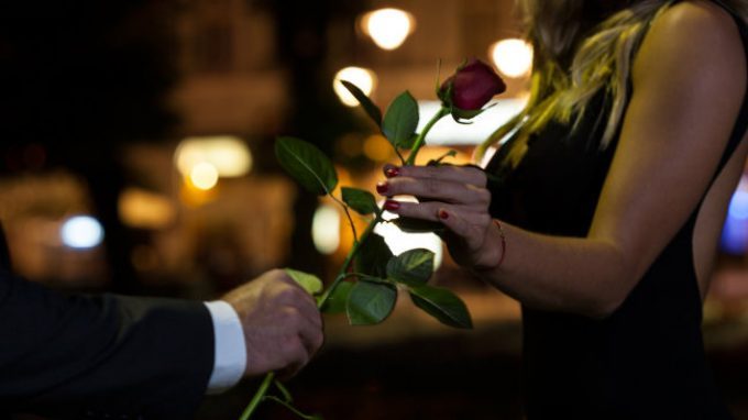 Cosa succede nella mente di un uomo al primo appuntamento?