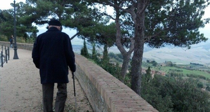 Isolamento sociale, solitudine e longevità: gli effetti sulla salute