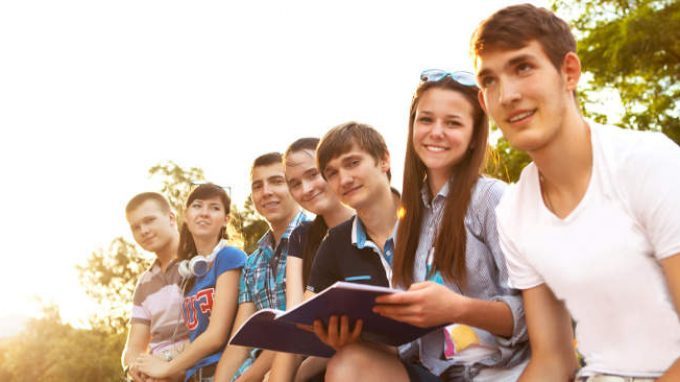 Si preferisce l’apprendimento sociale rispetto a quello individuale!