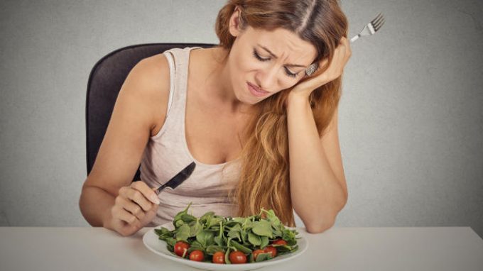 L’anoressia nervosa e il controllo dell’appetito: la fame che non motiva a mangiare