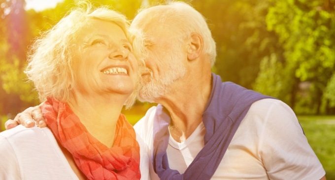 Gli effetti del benessere psicologico sulla salute degli anziani - Immagine: 79429649
