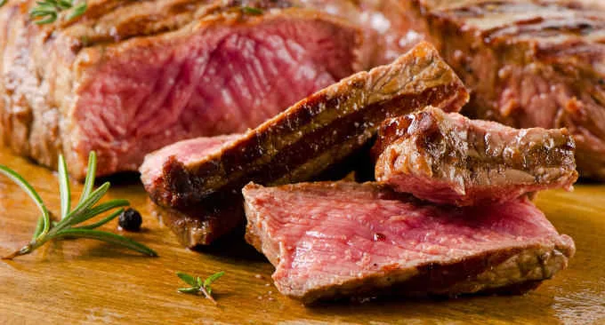 Come la gente giustifica il fatto di mangiare carne