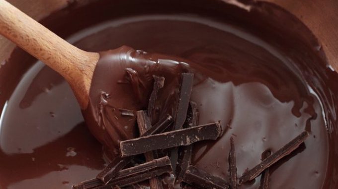 La torta al cioccolato: cibo per l’animo e la mente
