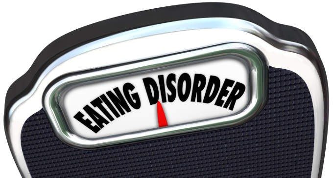 La terapia cognitivo comportamentale migliorata (CBT-E) è più efficace della terapia interpersonale nel trattamento dei disturbi alimentari