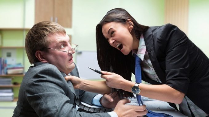 Cosa nascondono le emozioni? I segnali socio-comunicativi della paura e della rabbia a confronto