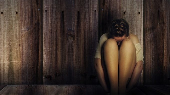 Nuovo trattamento per la depressione grave: alta efficacia e minori effetti collaterali cognitivi