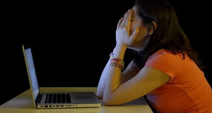 Come i suicidi delle celebrità modificano la ricerca di un aiuto online - Immagine: 64294286