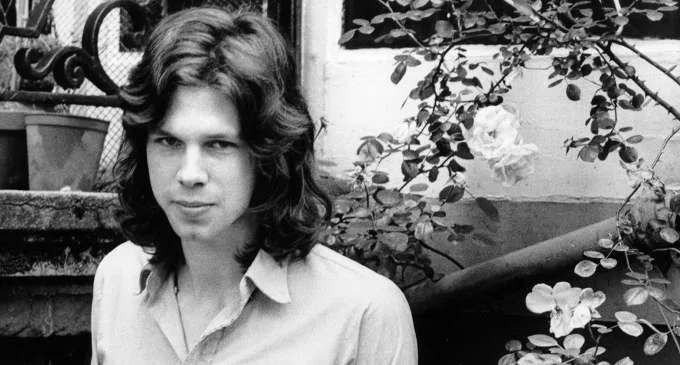 Nick Drake, il poeta evitante, la sua depressione e il suicidio