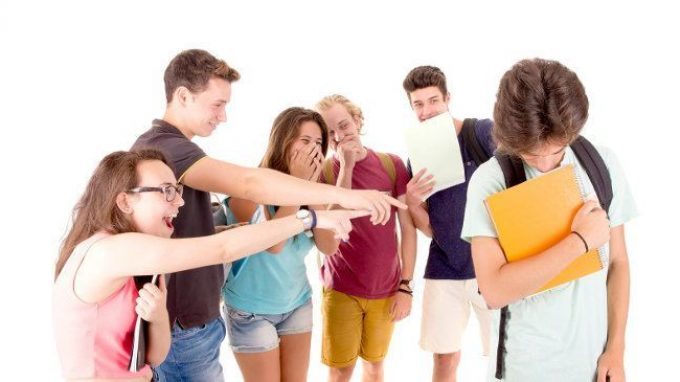 La discriminazione omofobica a scuola: caratteristiche e mezzi di contrasto