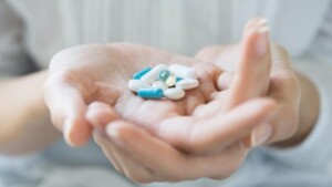 Fotolia_90763324_Assumere antidepressivi incrementa il rischio di episodi maniacali e disturbi bipolari