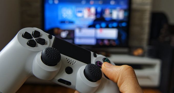 Fotolia_77085636_Il cervello dei videogamer cronici evidenzia una iperconnettività pregio o difetto?