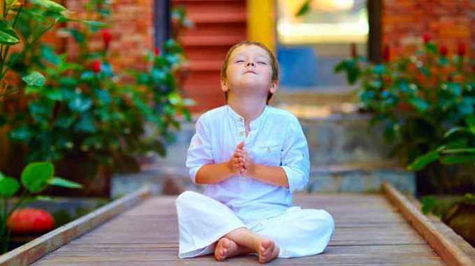La mindfulness per combattere l’obesità nei bambini