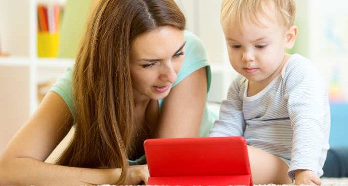 I giochi elettronici riducono la quantità e la qualità delle interazioni tra genitori e figli