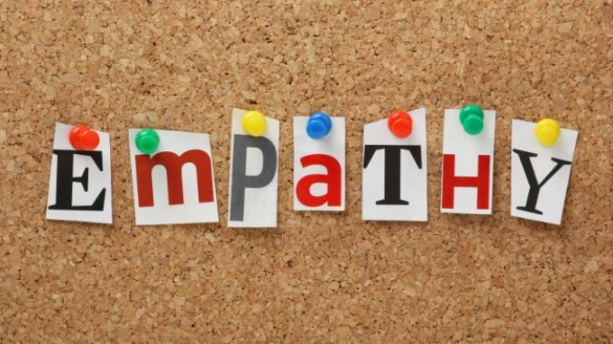 La relazione tra apprendimento ed empatia: si può imparare a essere più empatici con gli estranei?