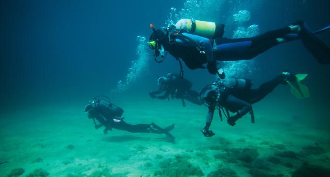 SMB Subacquea A Forma Di Anguilla – Pallone Di Segnalazione 180x15 Cm In Nylon E Gomma, Colori Vivaci (Arancione)