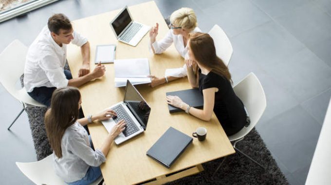 Come sono cambiati nel XXI secolo la carriera lavorativa e il mercato del lavoro