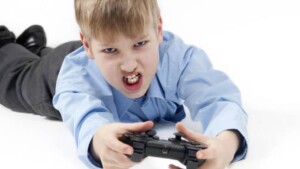 Videogiochi violenti e comportamenti aggressivi: esiste un legame?