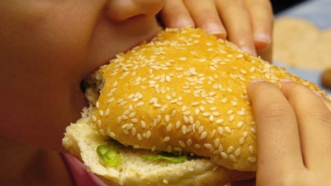 La prevenzione del sovrappeso e dell’obesità infantile: è sufficiente occuparsi dello stile di vita?