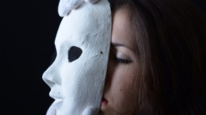 La drammaterapia: in cosa consiste e quali sono i suoi aspetti terapeutici e riabilitativi