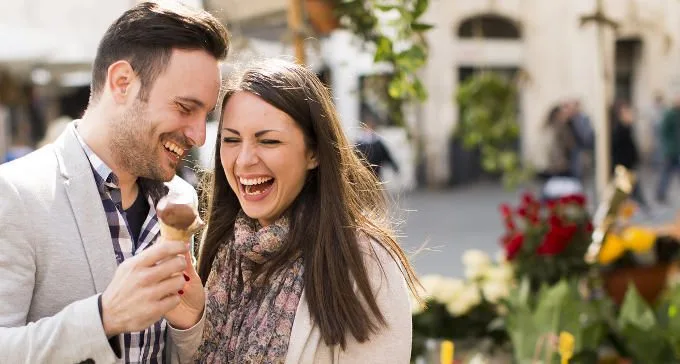 La felicità è nelle piccole cose, lontana da scopi e da controllo