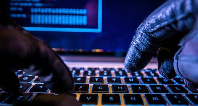 Hacking: caratteristiche degli hacker e gli antecedenti