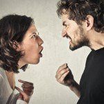 Cinque meccanismi comunicativi disfunzionali con cui danneggi la coppia o la famiglia