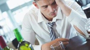 Terapia Metacognitiva per i problemi di abuso di alcool e dipendenza da alcol - RICERCA Studi Cognitivi