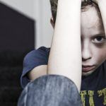 Bambini maltrattati: ecco come reagisce il loro cervello a parole di rifiuto