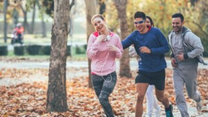 Resta in forma e vivi meglio lo stress psicosociale impatta meno sulla salute di persone con uno stile di vita attivo