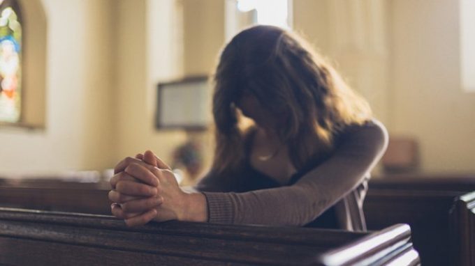 Tra orientamento sessuale non conforme e religione cattolica: un’intervista
