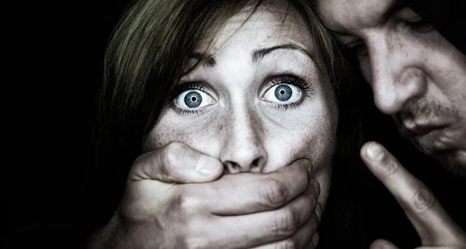 Gli aspetti psicologici della violenza sessuale come e perché agisce lo stupratore
