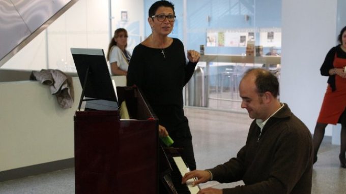 Intervista a Paola Matera, la dottoressa che canta ai malati