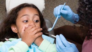 Odontofobia nei bambini come trattare la paura del dentista nei più piccoli