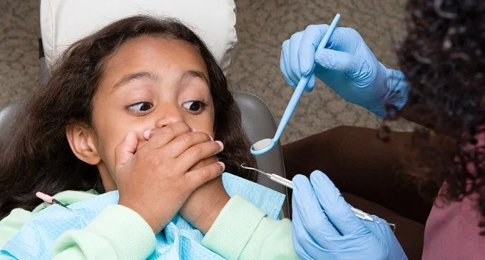 Odontofobia nei bambini come trattare la paura del dentista nei più piccoli