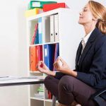Yoga sempre più diffuso tra i lavoratori: gli effetti benefici