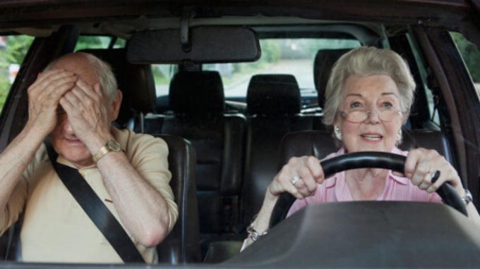 Anziani alla guida: e se avessi l’Alzheimer?
