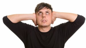 Misofonia un sovraccarico dell'attività cerebrale alla base dell'eccessiva sensibilità ad alcuni rumori